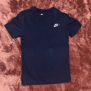 Nike Men's Dark Blue Short Sleeve Tee